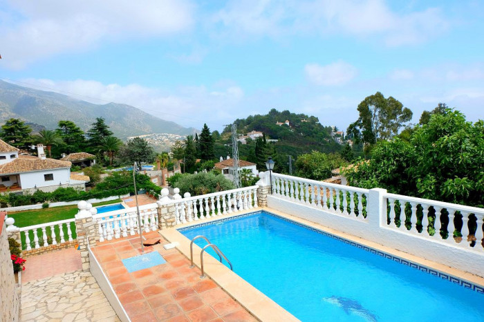Qlistings - Detached House - Villa in Mijas, Costa del Sol Thumbnail